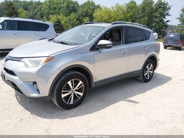 2017 TOYOTA RAV4 XLE 2