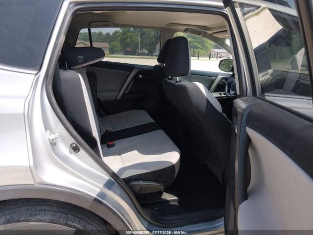 2017 TOYOTA RAV4 XLE 8