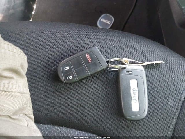 2017 JEEP RENEGADE SPORT 11