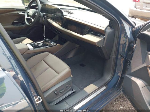 2025 AUDI A6 E-TRON PRESTIGE 5