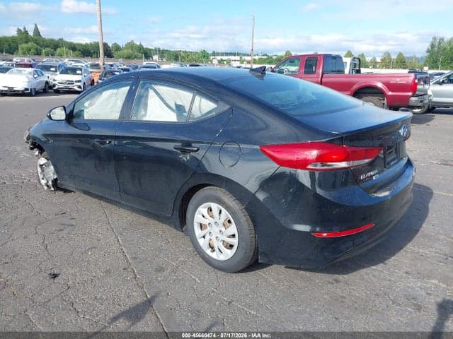 2018 HYUNDAI ELANTRA SE 3