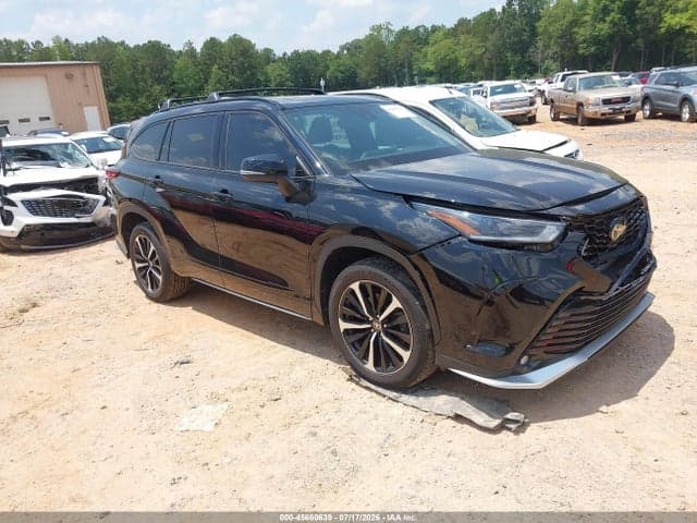 2021 TOYOTA HIGHLANDER XSE 1