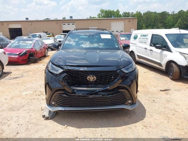 2021 TOYOTA HIGHLANDER XSE 12