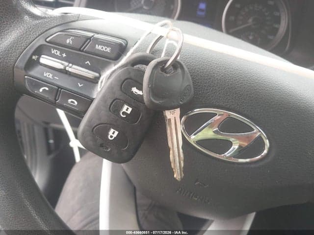 2020 HYUNDAI ELANTRA SEL 11