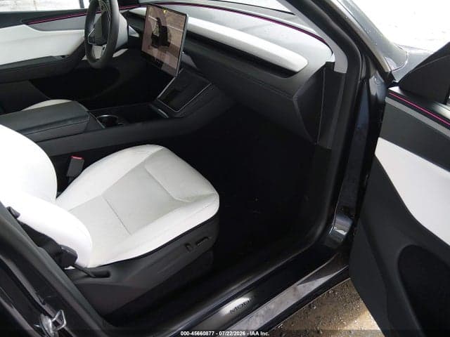 2026 TESLA MODEL Y PREMIUM REAR-WHEEL DRIVE/REAR-WHEEL DRIVE 5