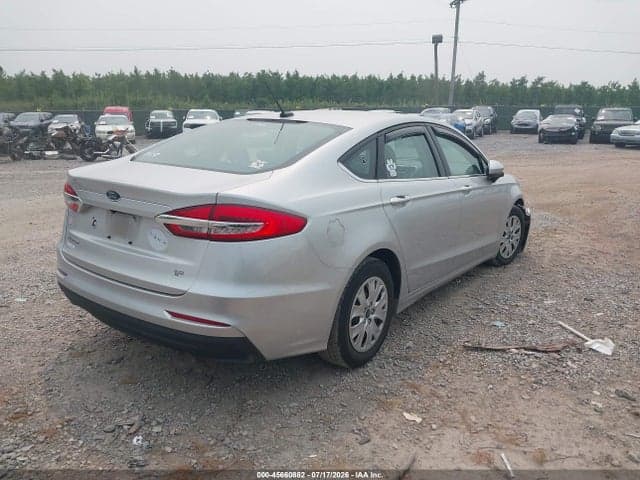 2019 FORD FUSION S 4