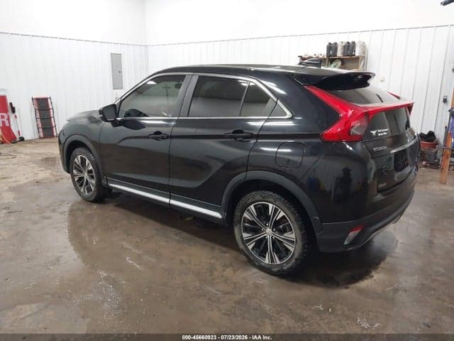 2019 MITSUBISHI ECLIPSE CROSS SE 3