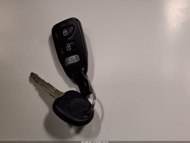 2020 HYUNDAI ELANTRA SE 11