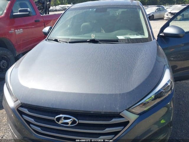 2018 HYUNDAI TUCSON SE 6