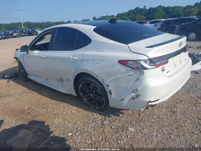 2025 TOYOTA CAMRY XSE 3