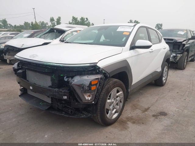 2025 HYUNDAI KONA SE 2