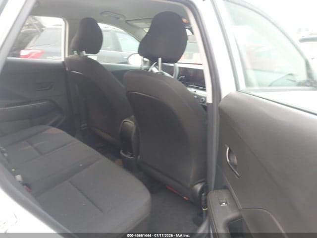2025 HYUNDAI KONA SE 8