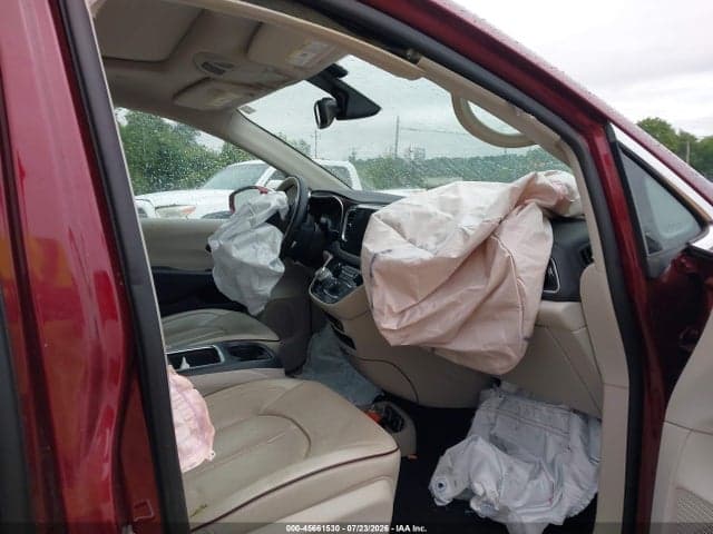 2017 CHRYSLER PACIFICA LIMITED 5