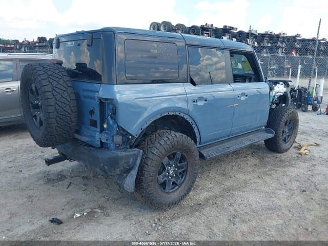 2025 FORD BRONCO OUTER BANKS 4