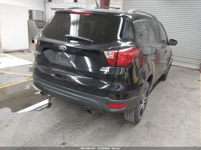 2019 FORD ESCAPE SEL 4