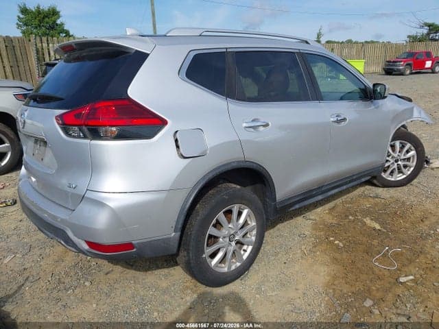 2017 NISSAN ROGUE SV 4