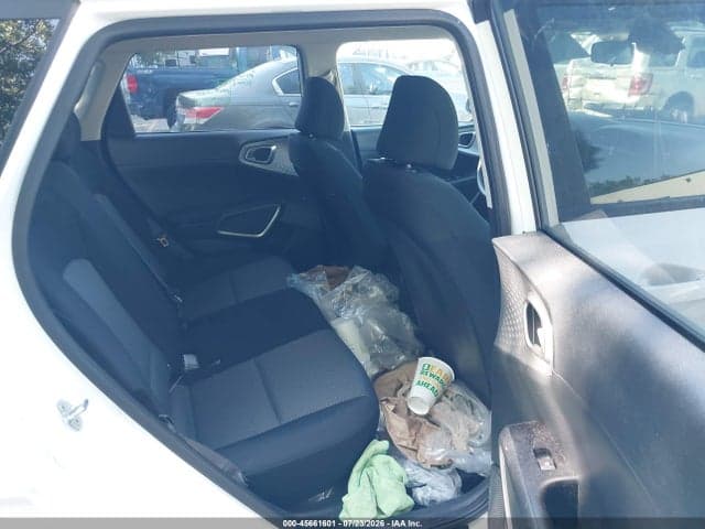 2022 KIA SOUL LX 8