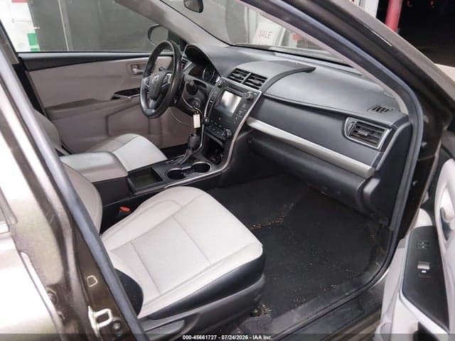2017 TOYOTA CAMRY SE 5
