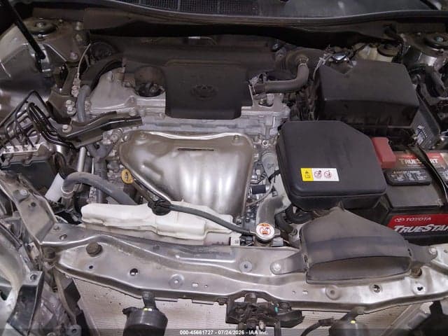 2017 TOYOTA CAMRY SE 10