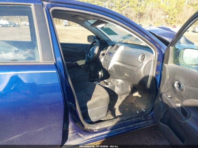 2018 NISSAN VERSA 1.6 SV 5
