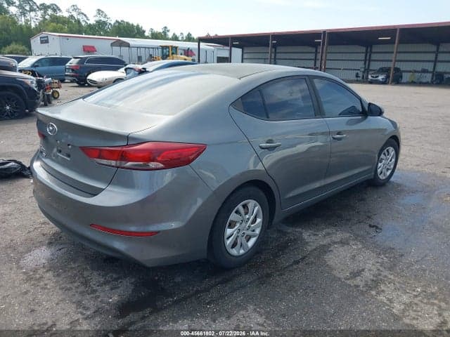 2018 HYUNDAI ELANTRA SE 4