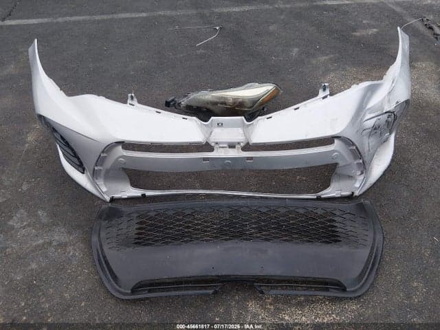 2017 TOYOTA COROLLA SE 12