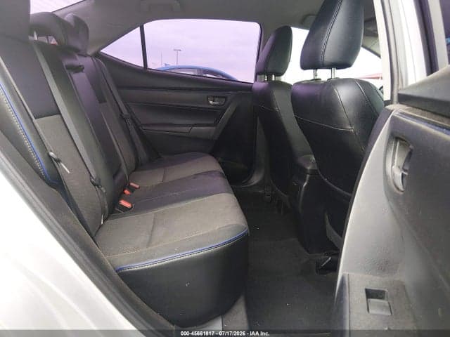 2017 TOYOTA COROLLA SE 8