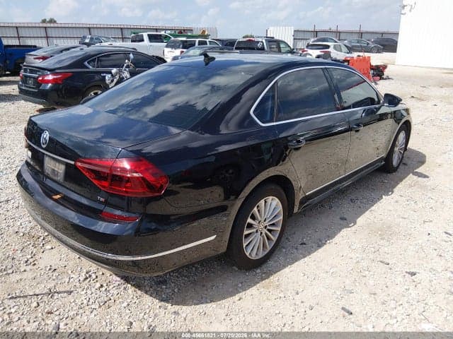 2017 VOLKSWAGEN PASSAT 1.8T SE 4