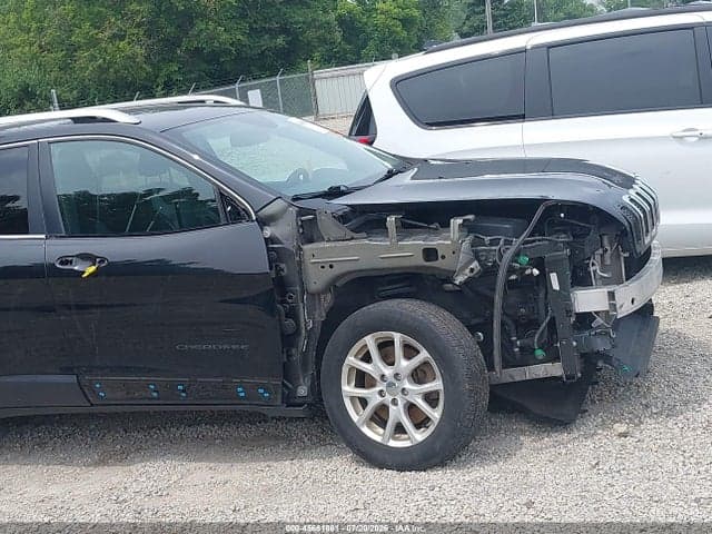 2018 JEEP CHEROKEE LATITUDE PLUS FWD 19