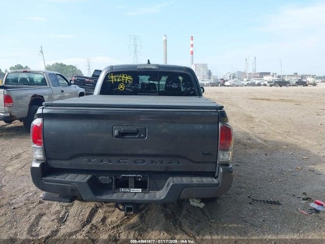 2021 TOYOTA TACOMA TRD SPORT 15