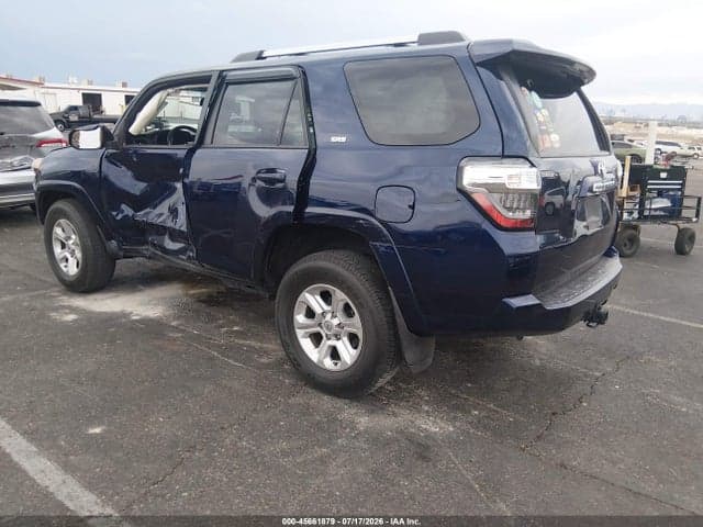 2023 TOYOTA 4RUNNER SR5 3