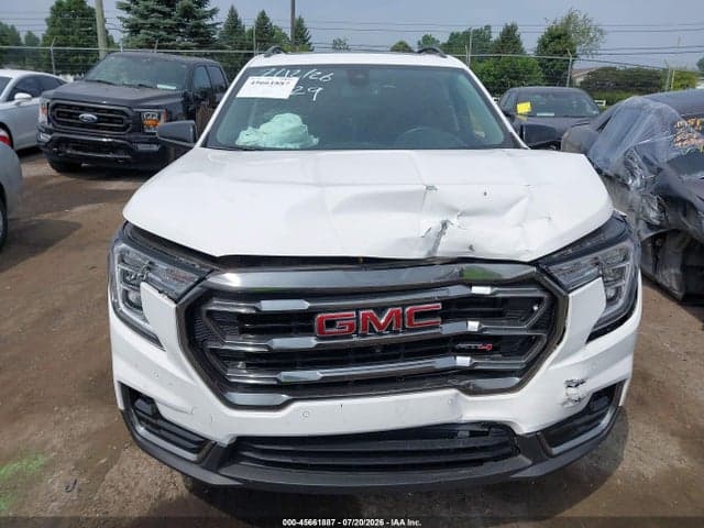 2024 GMC TERRAIN AWD AT4 11