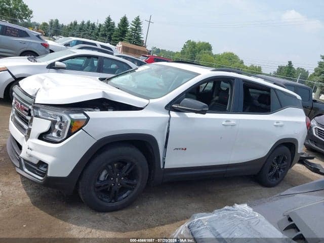 2024 GMC TERRAIN AWD AT4 13