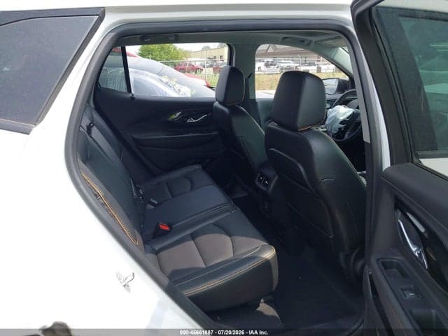 2024 GMC TERRAIN AWD AT4 8