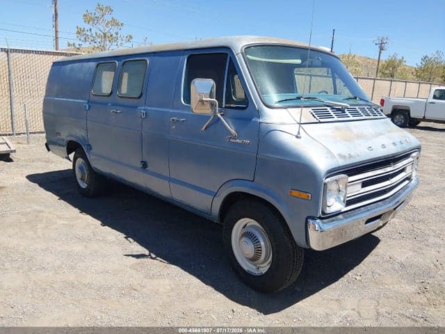 1977 DODGE TRADESMAN 300