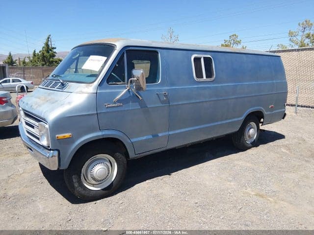 1977 DODGE TRADESMAN 300 2