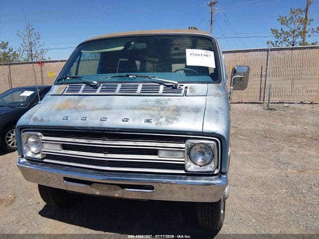 1977 DODGE TRADESMAN 300 12