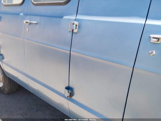1977 DODGE TRADESMAN 300 13