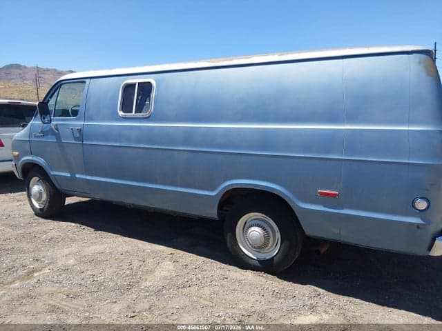 1977 DODGE TRADESMAN 300 14