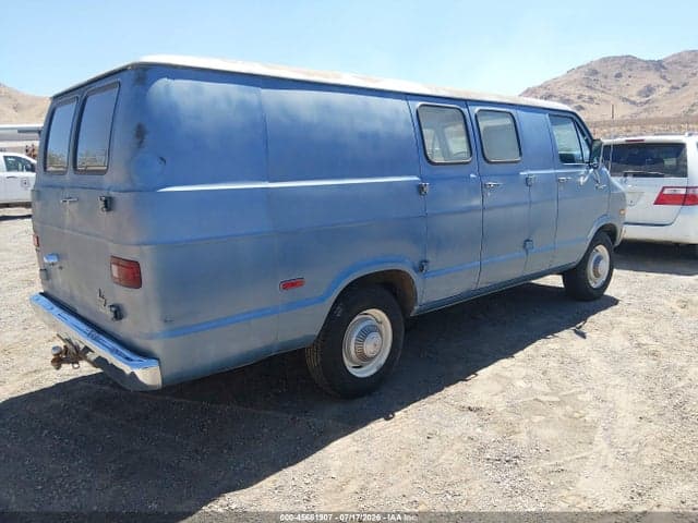 1977 DODGE TRADESMAN 300 4