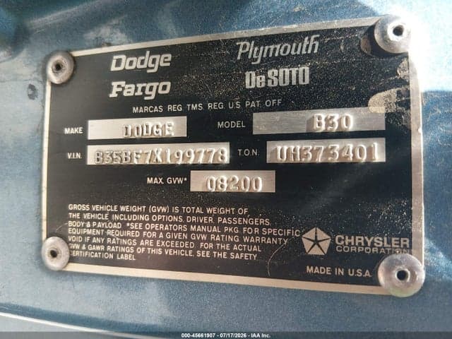 1977 DODGE TRADESMAN 300 9