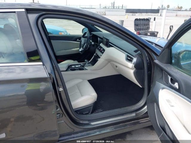 2024 GENESIS G70 2.5T RWD 2