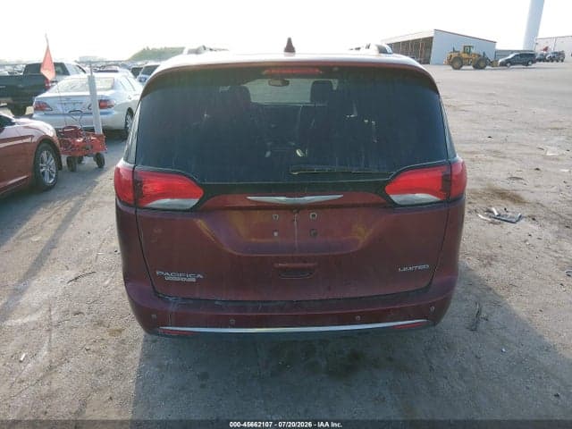 2017 CHRYSLER PACIFICA LIMITED 16
