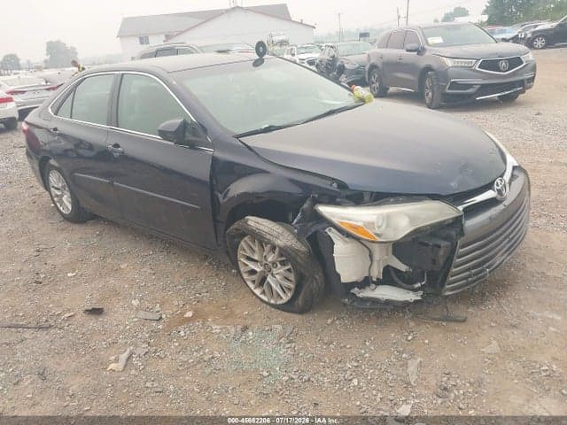 2017 TOYOTA CAMRY LE 1