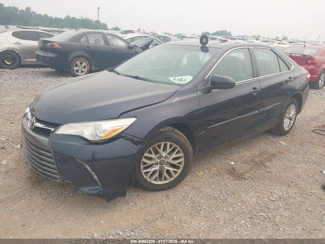 2017 TOYOTA CAMRY LE 2