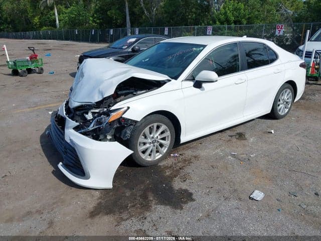 2024 TOYOTA CAMRY LE 2