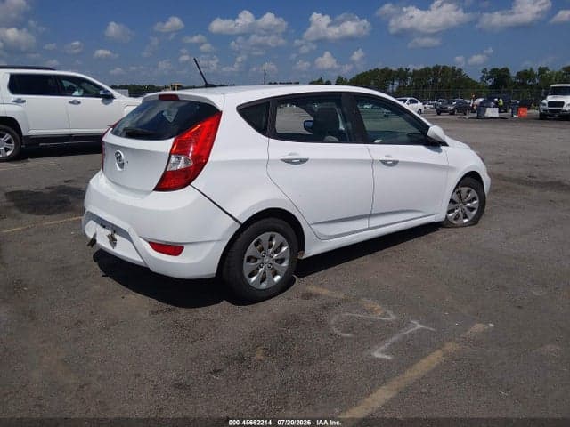 2017 HYUNDAI ACCENT SE 4