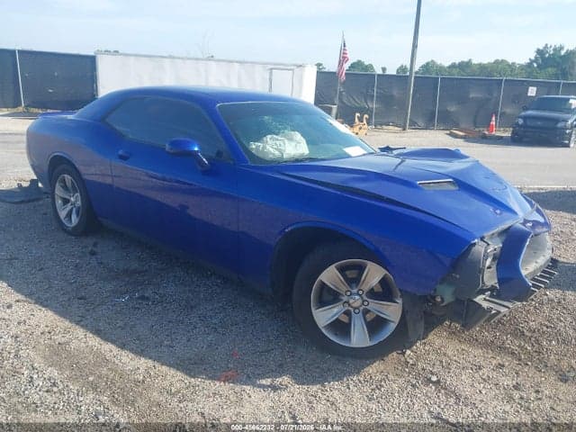 2018 DODGE CHALLENGER SXT 2