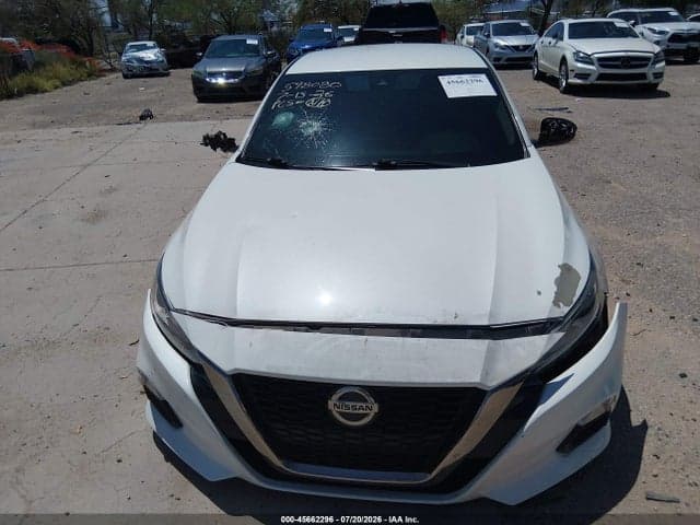 2020 NISSAN ALTIMA SR FWD 11