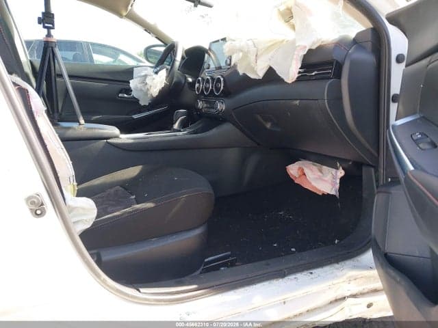 2023 NISSAN SENTRA SR XTRONIC CVT 5